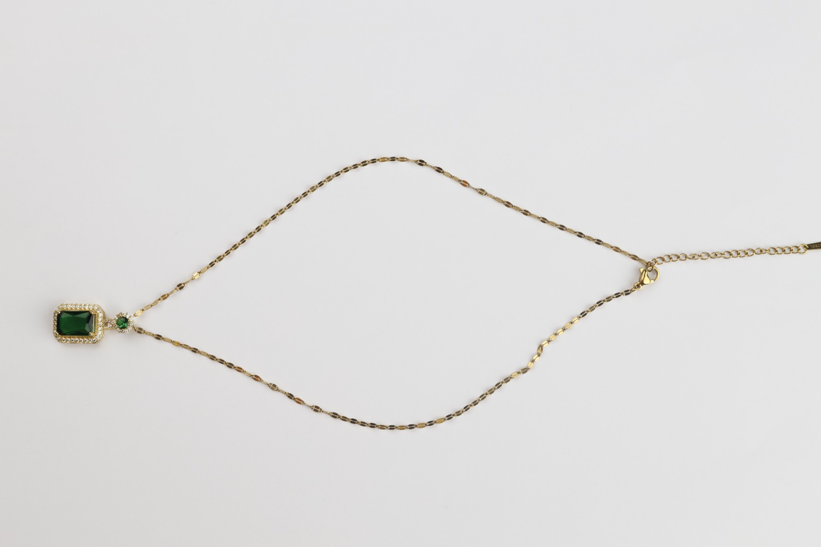 Émeraude Élégante